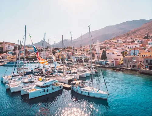 Which Greek islands are recommended for first-time visitors?